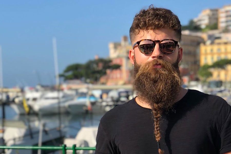 Barbe de Viking une tresse
